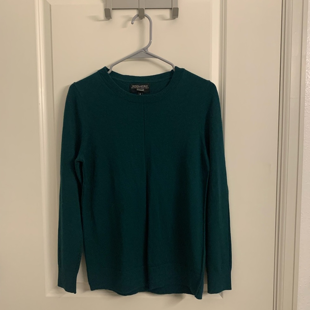 Banana Republic Green Sweater